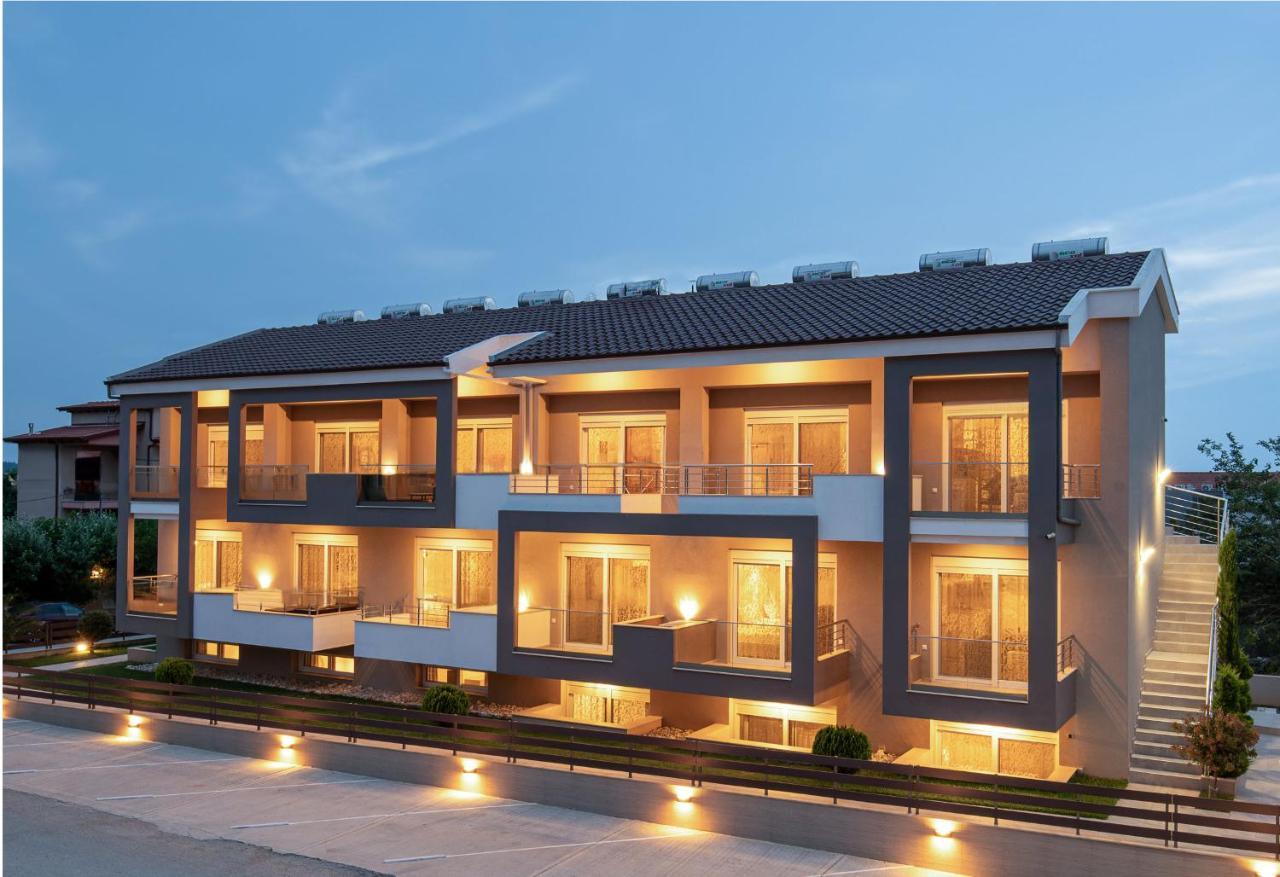 Sithonia Suites Luxury 2 Beds Studio, Semi-Ground Floor Nikiti  Exterior foto